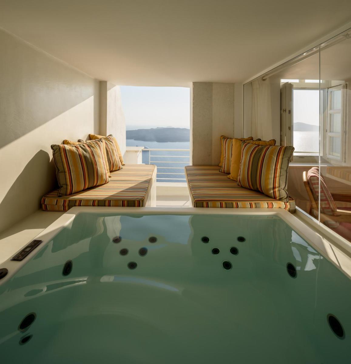 Nefeles Luxury Suites