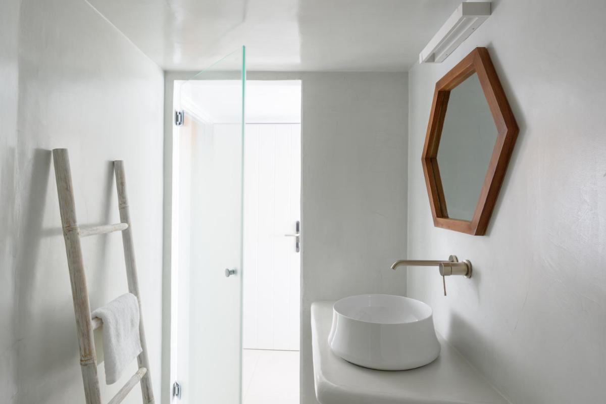Nefeles Luxury Suites