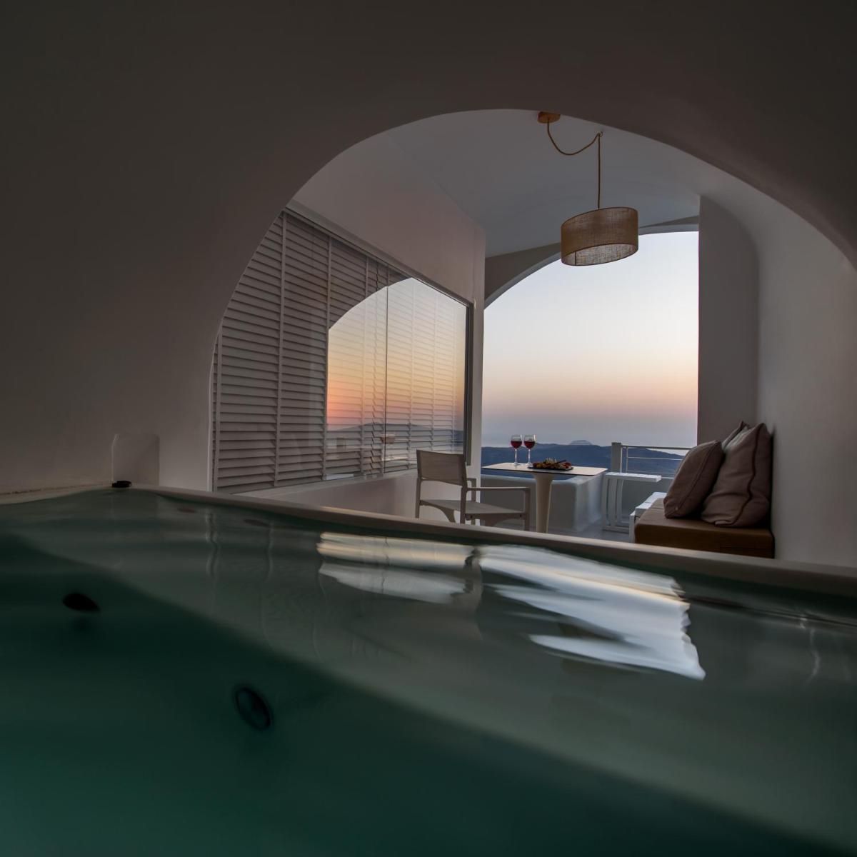 Nefeles Luxury Suites