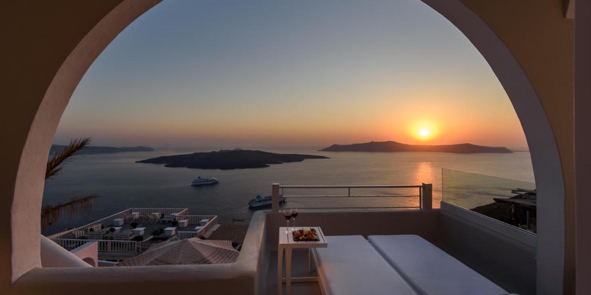 Nefeles Luxury Suites