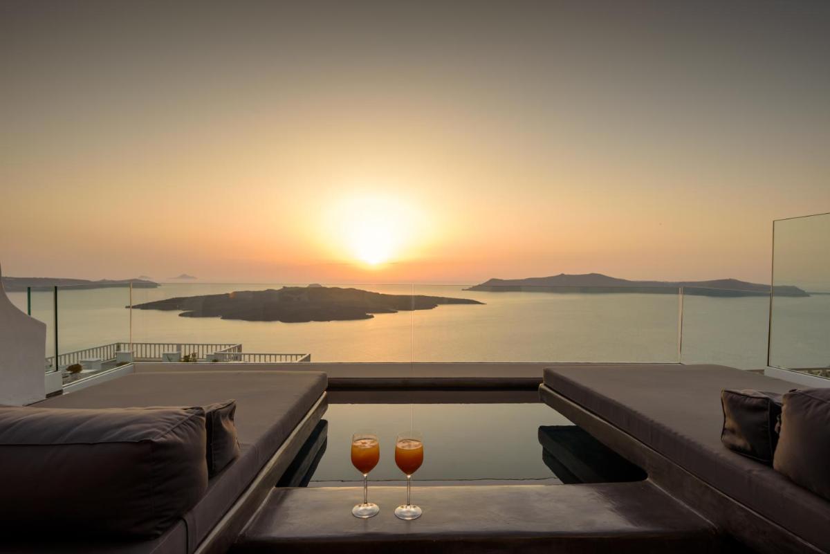 Nefeles Luxury Suites