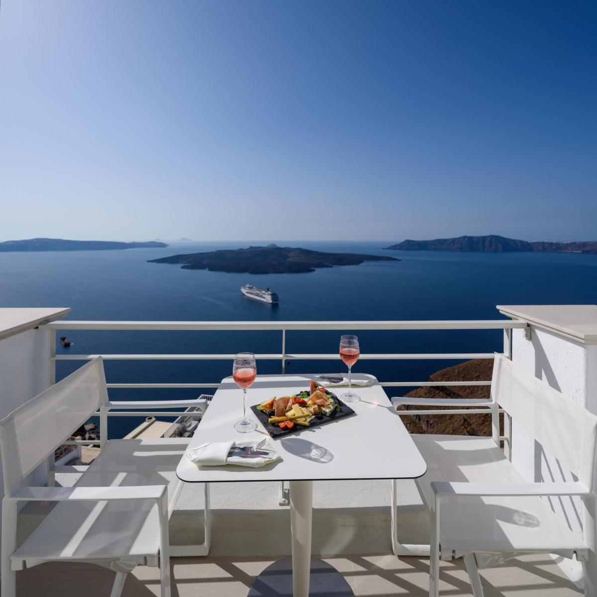 Nefeles Luxury Suites