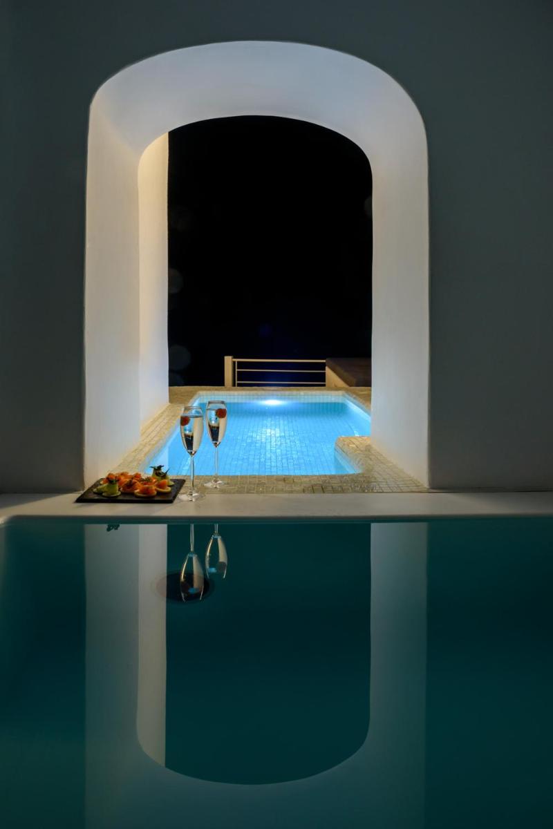 Nefeles Luxury Suites