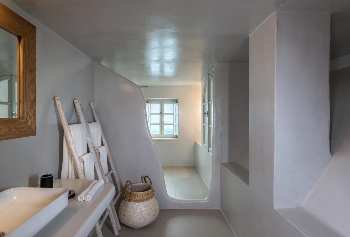 Nefeles Luxury Suites