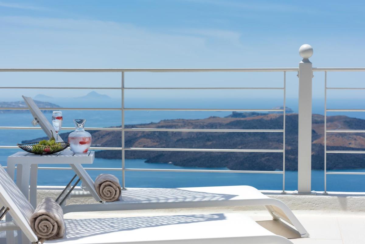 Nefeles Luxury Suites