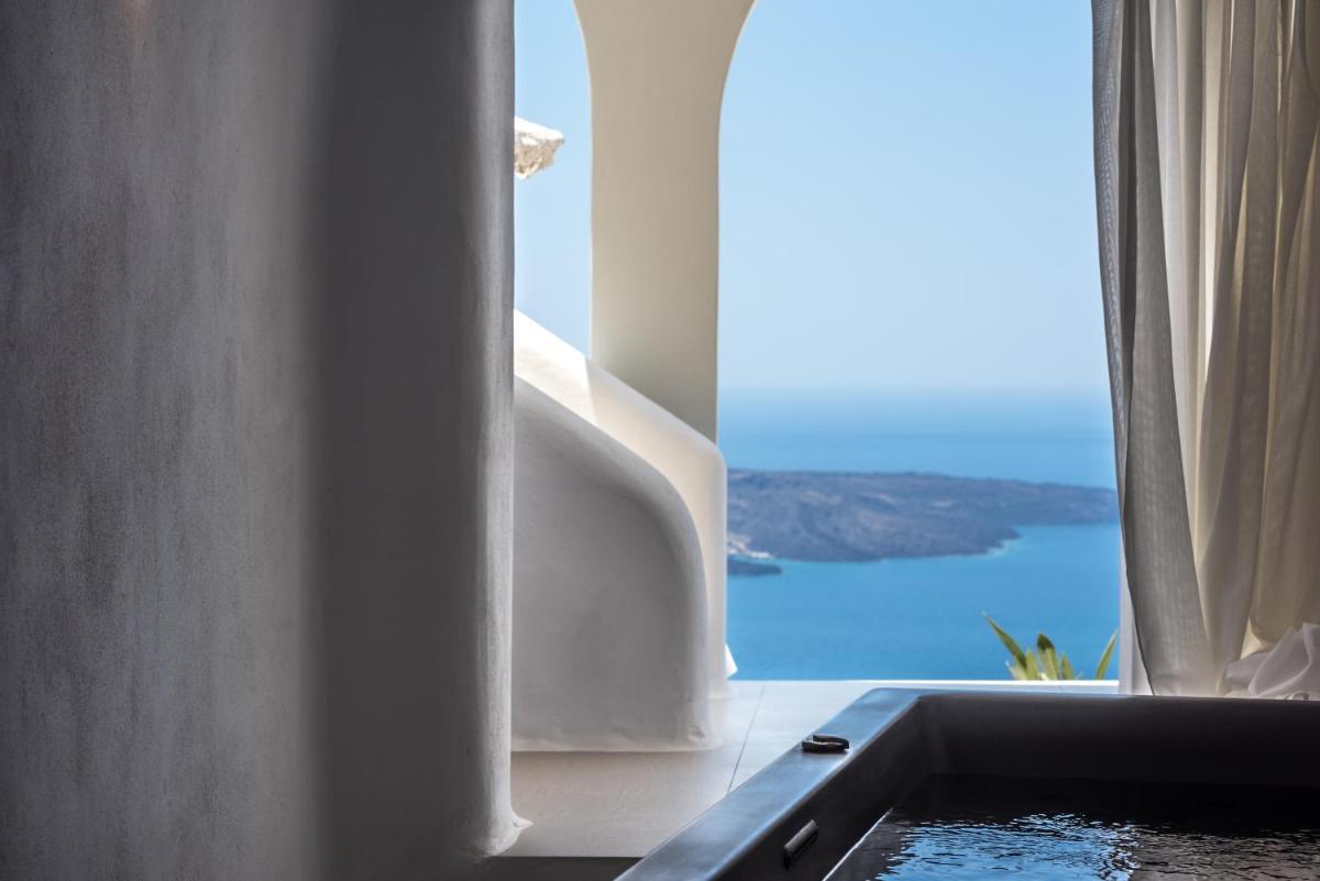 Nefeles Luxury Suites