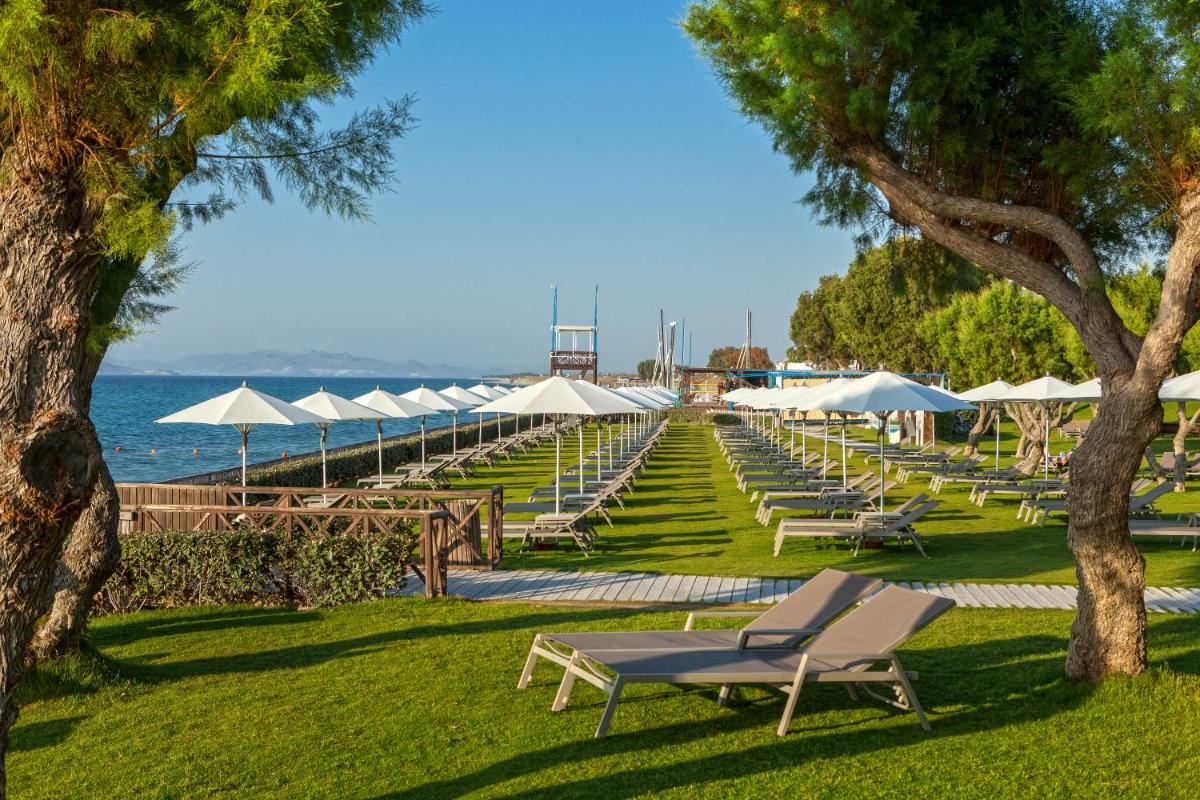 Neptune Luxury Resort