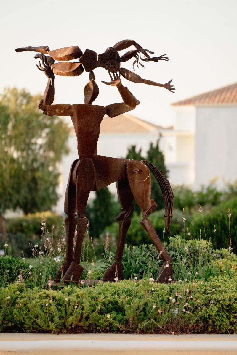 Neptune Luxury Resort