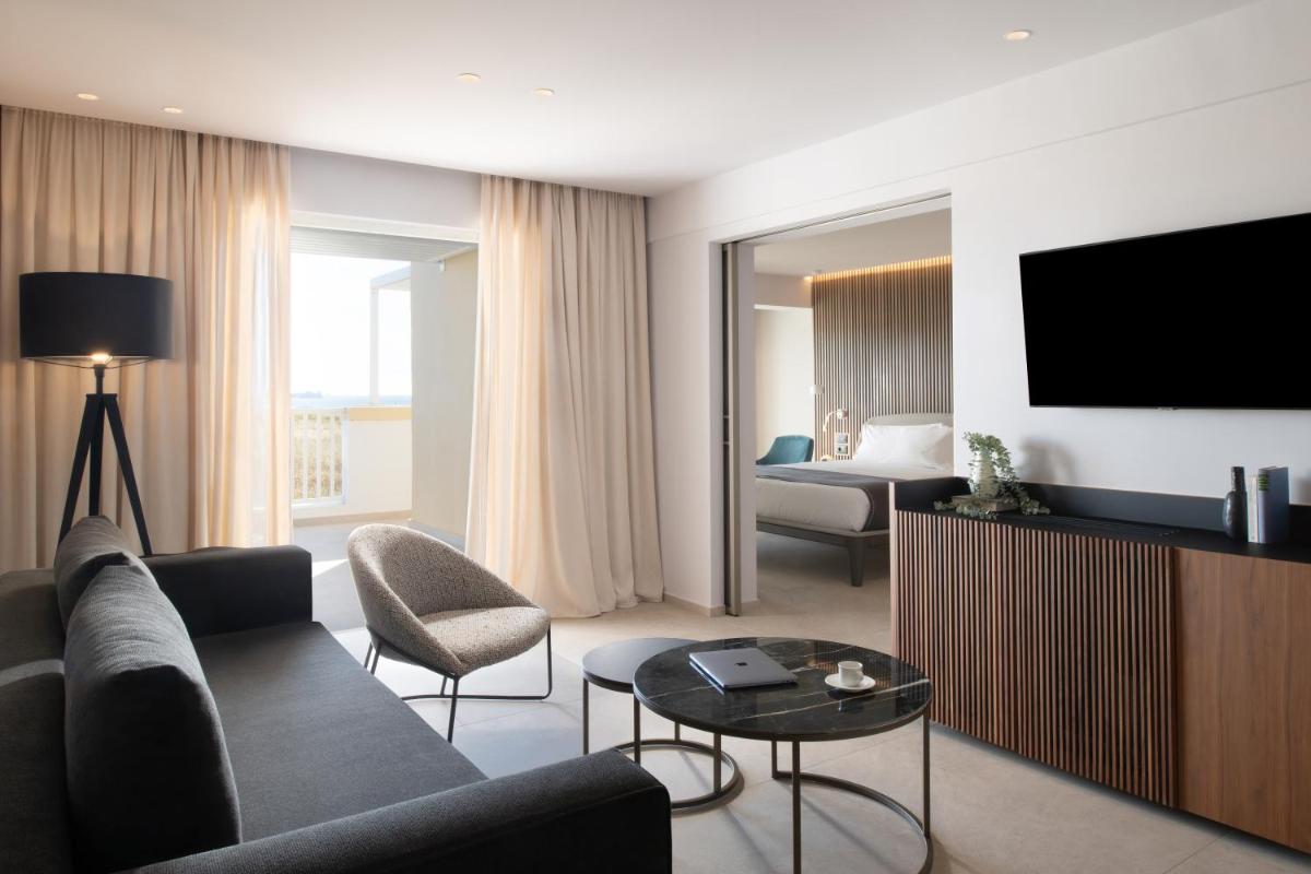 Neptune Luxury Resort