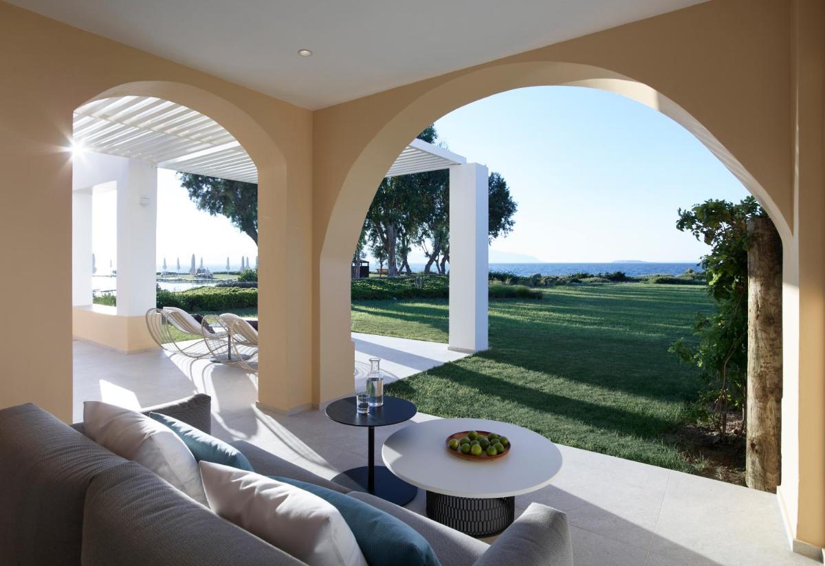 Neptune Luxury Resort