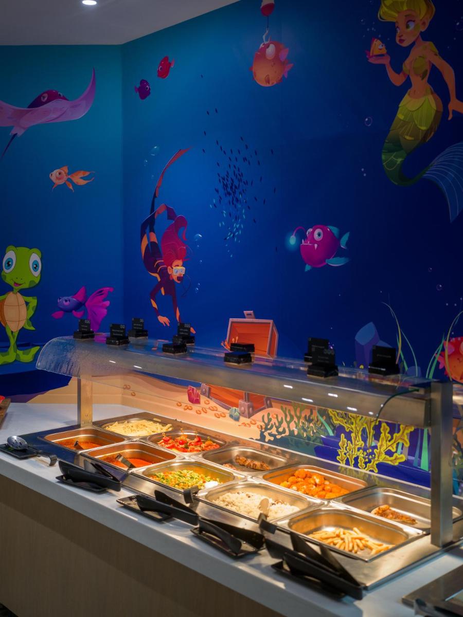 Neptune Luxury Resort