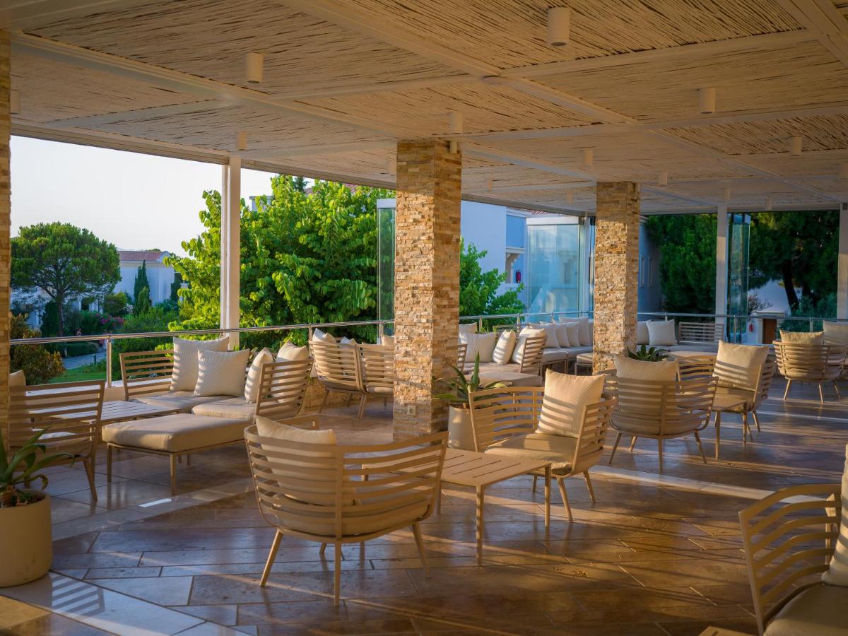 Neptune Luxury Resort