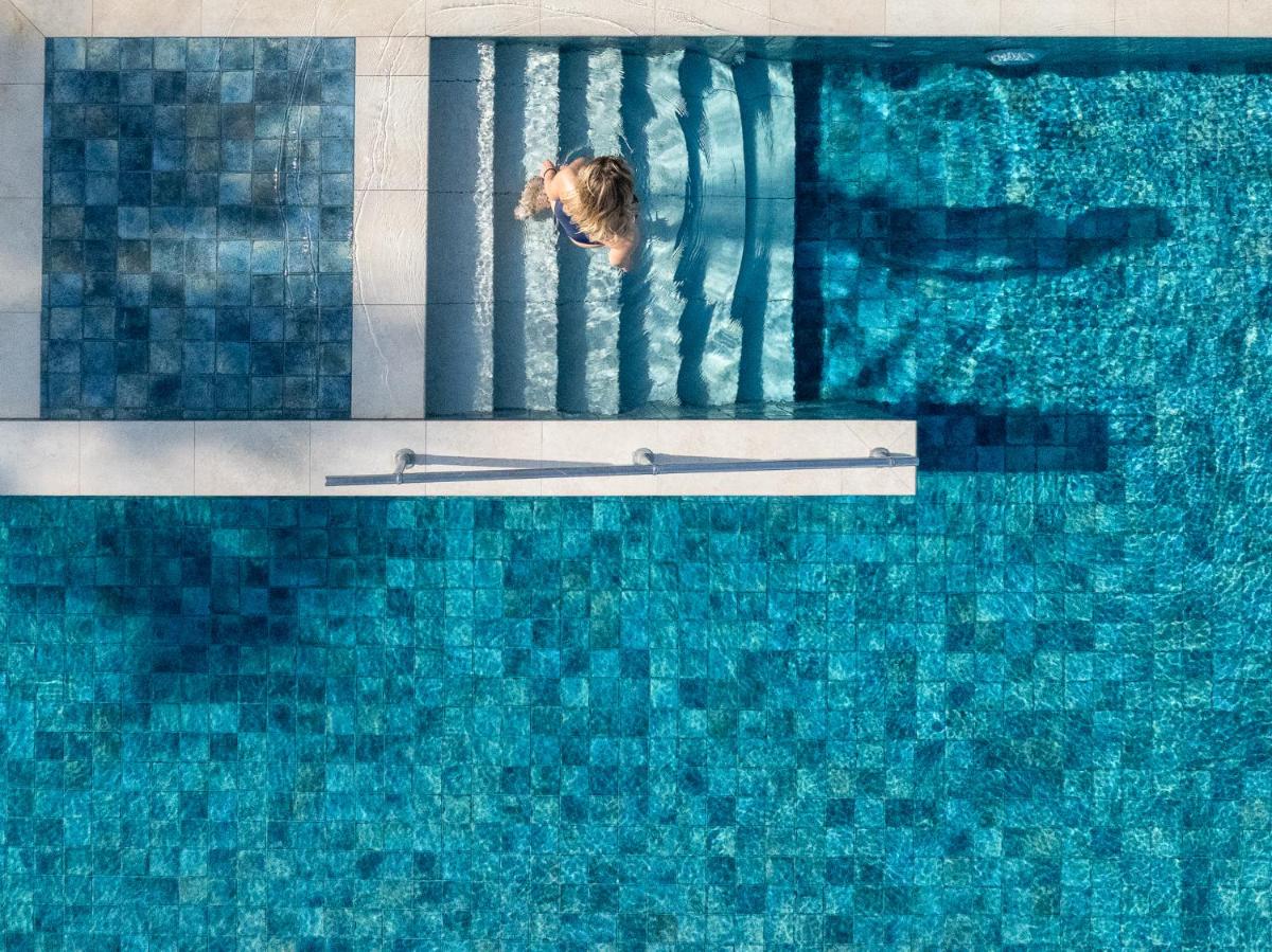 Neptune Luxury Resort