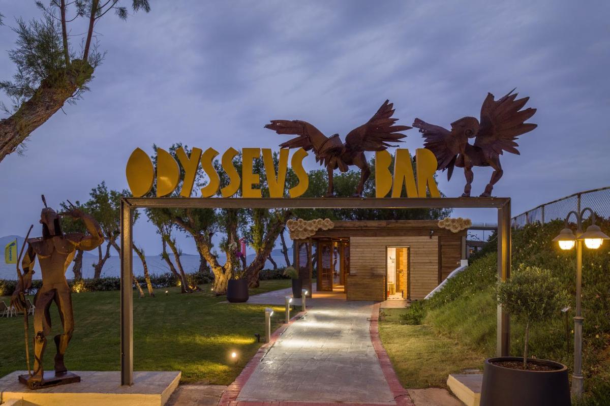 Neptune Luxury Resort