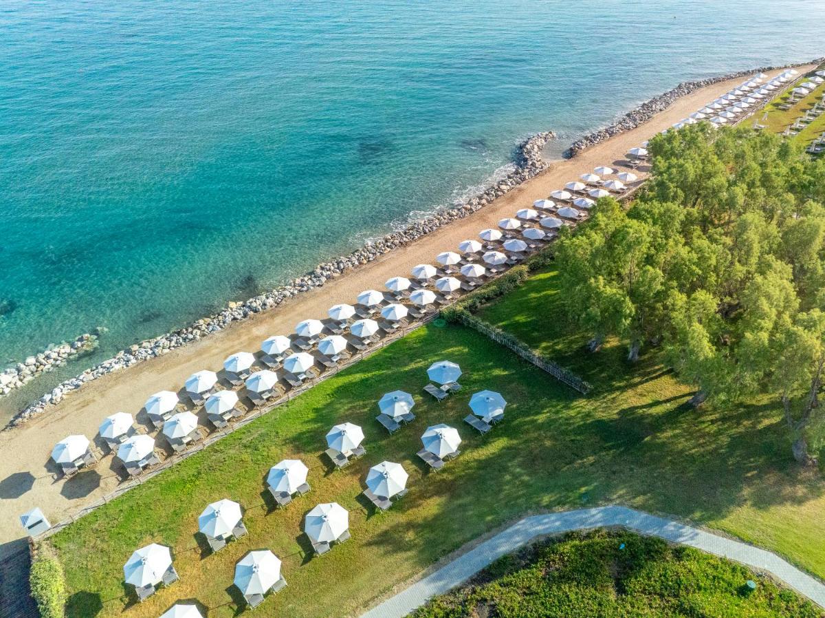 Neptune Luxury Resort