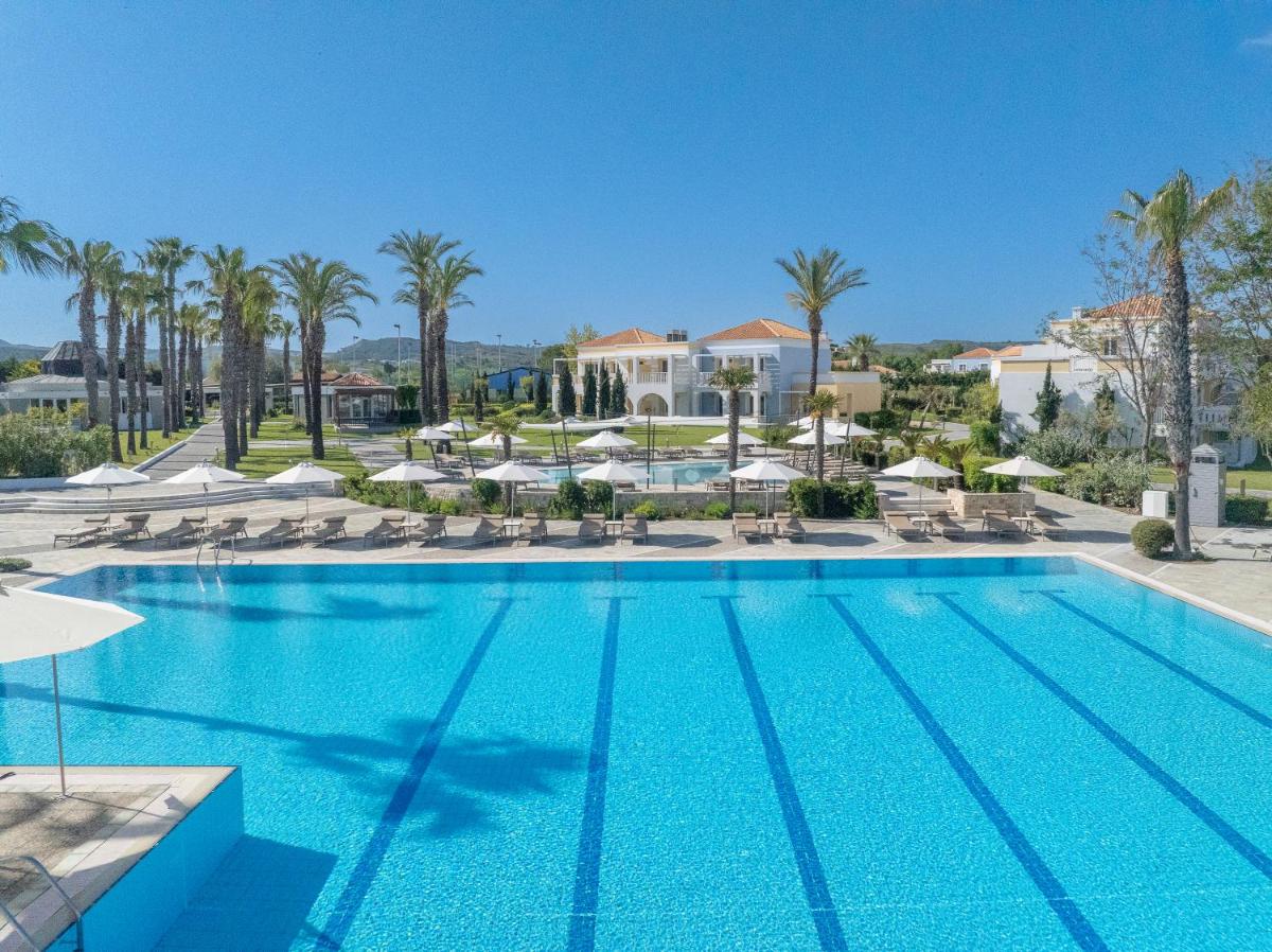 Neptune Luxury Resort