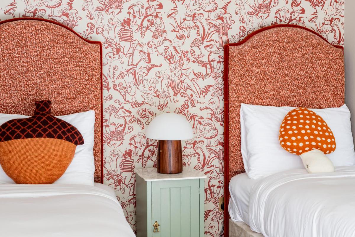 New Park Manor Hotel