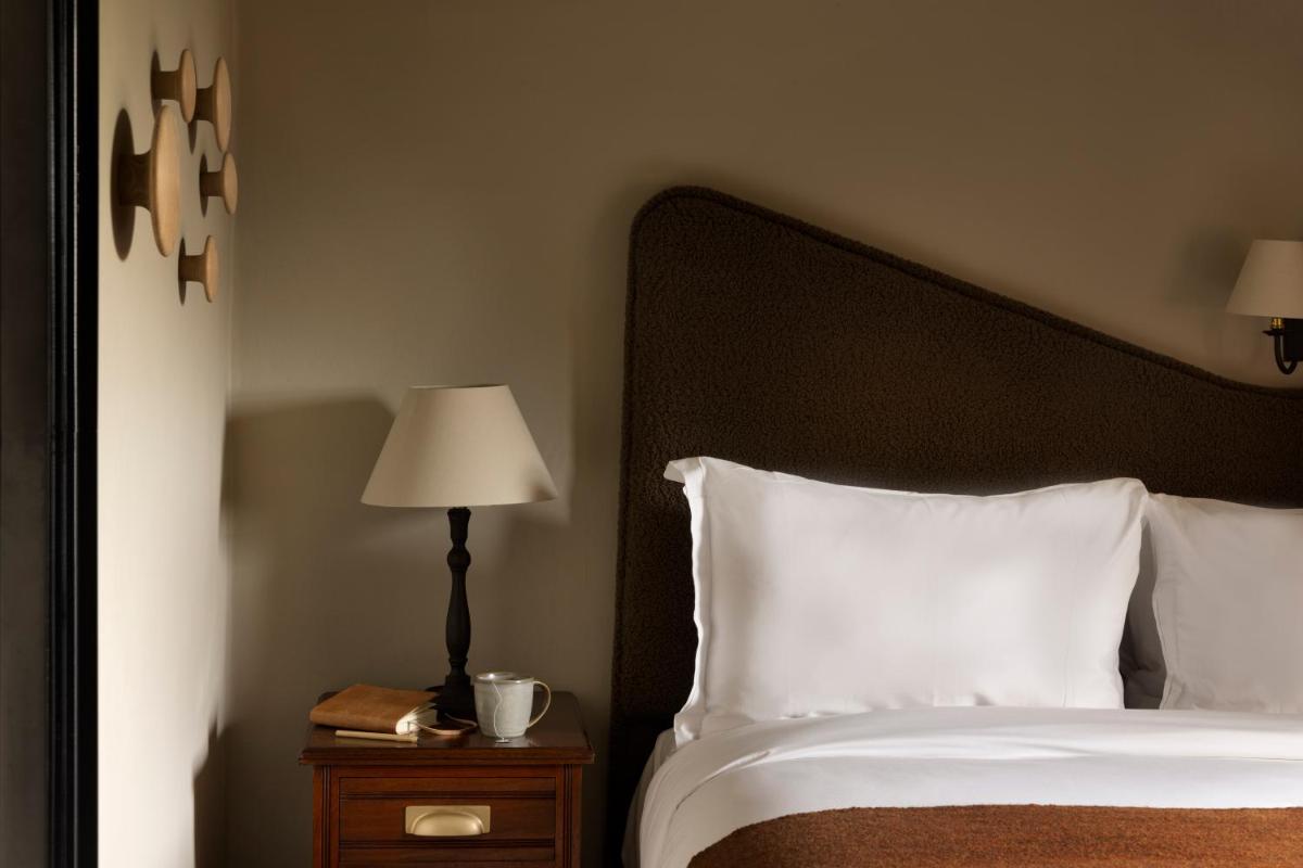 New Park Manor Hotel