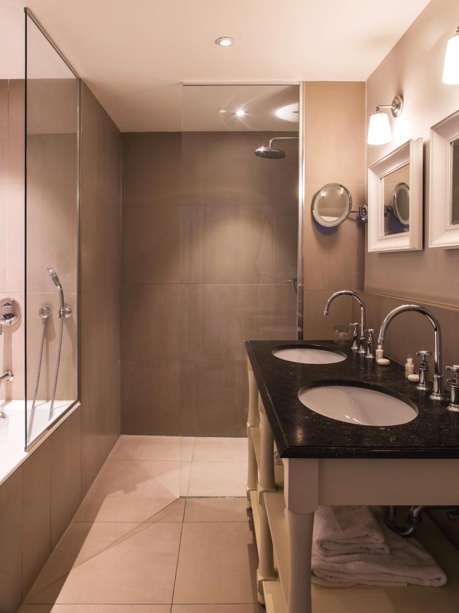 New Hotel Roblin