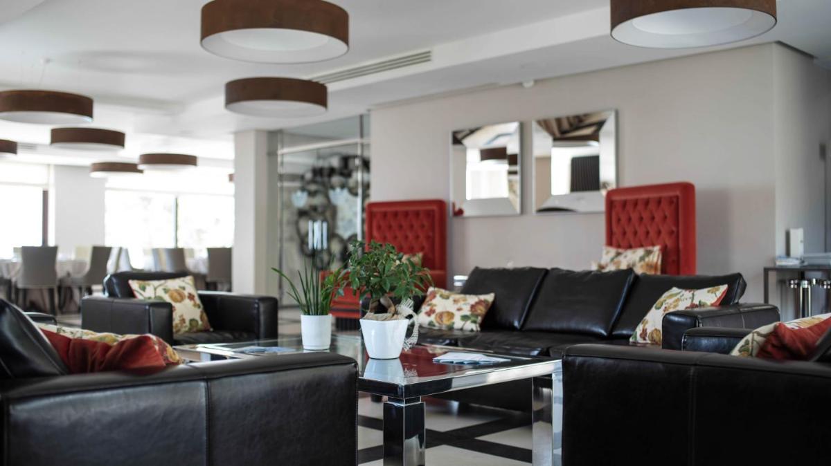 Ngonia Bay Boutique Hotel