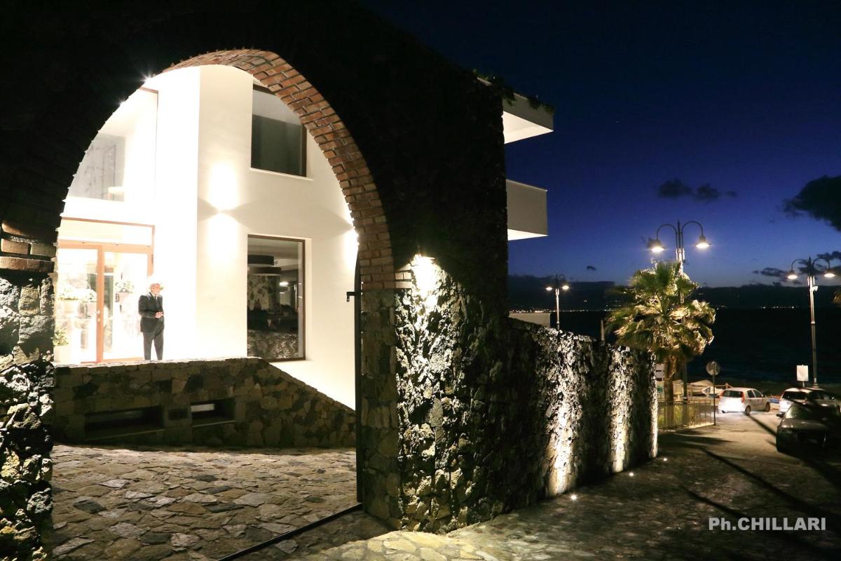 Ngonia Bay Boutique Hotel