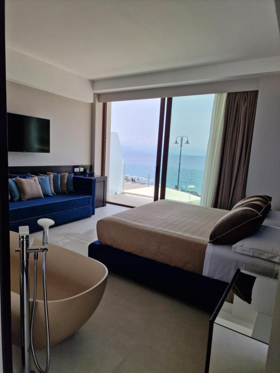 Ngonia Bay Boutique Hotel