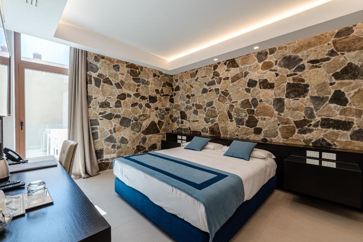 Ngonia Bay Boutique Hotel