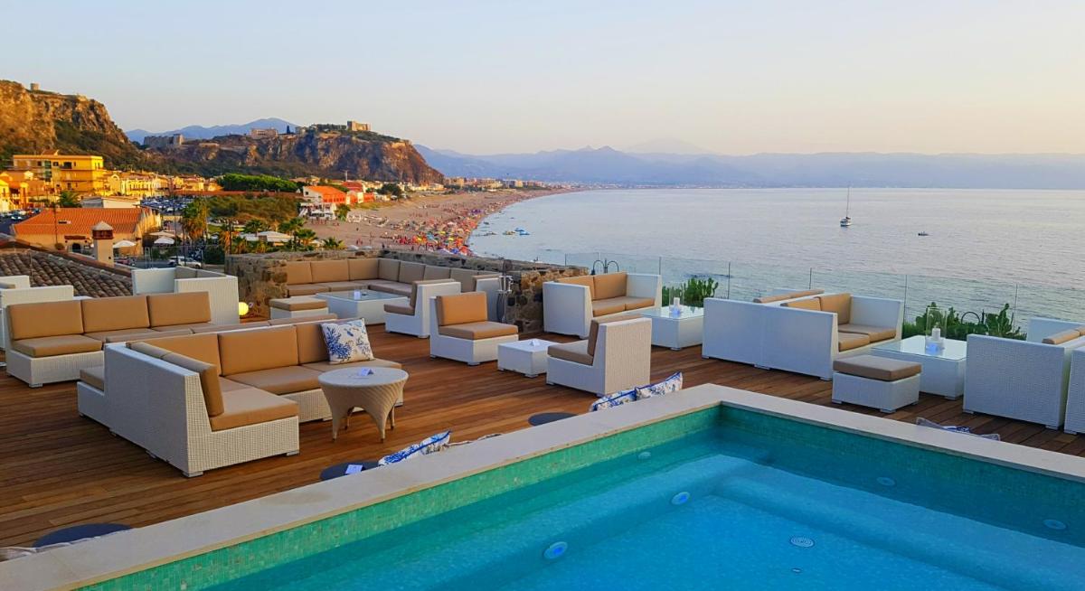 Ngonia Bay Boutique Hotel