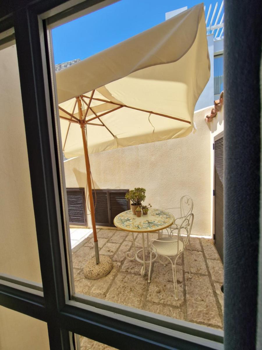 Ngonia Bay Boutique Hotel