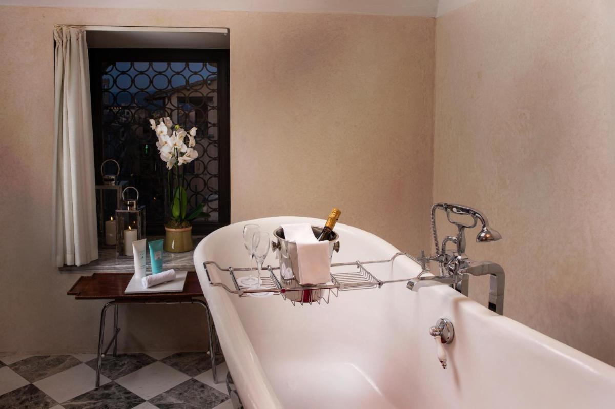 Porta Rossa Hotel Firenze, Colbert Collection