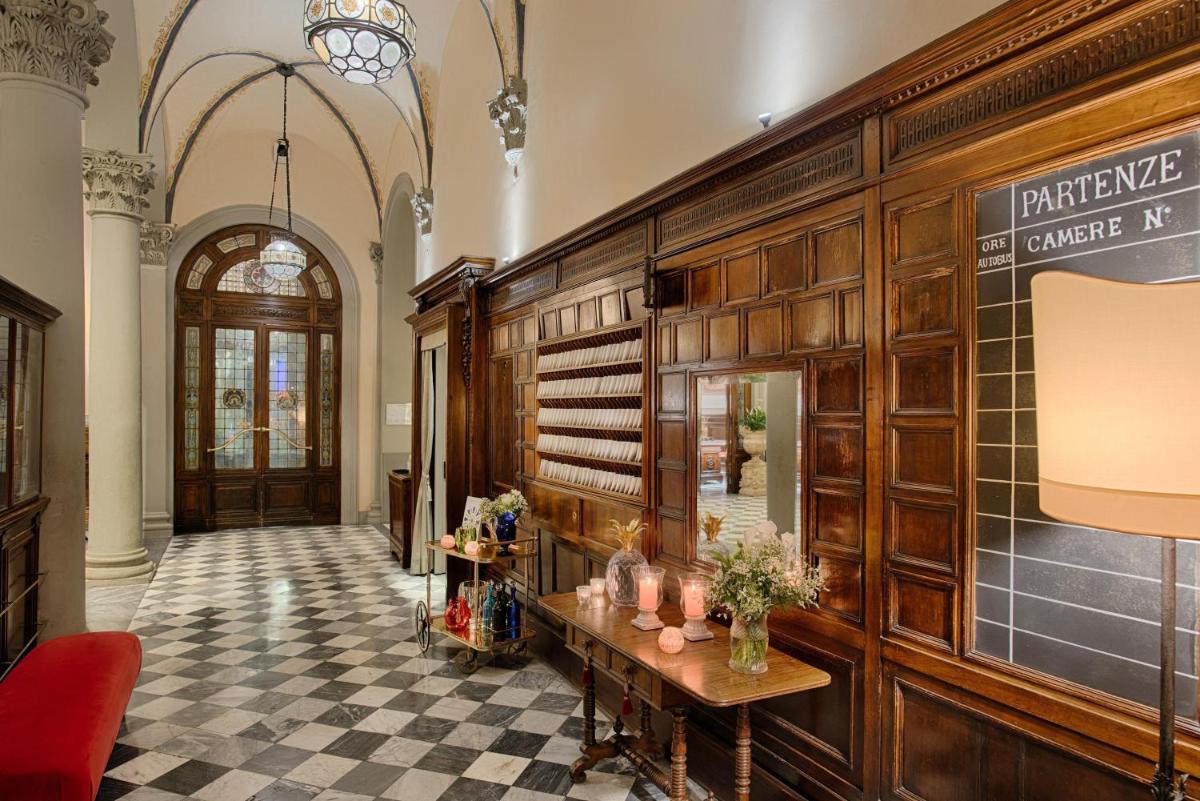 Porta Rossa Hotel Firenze, Colbert Collection