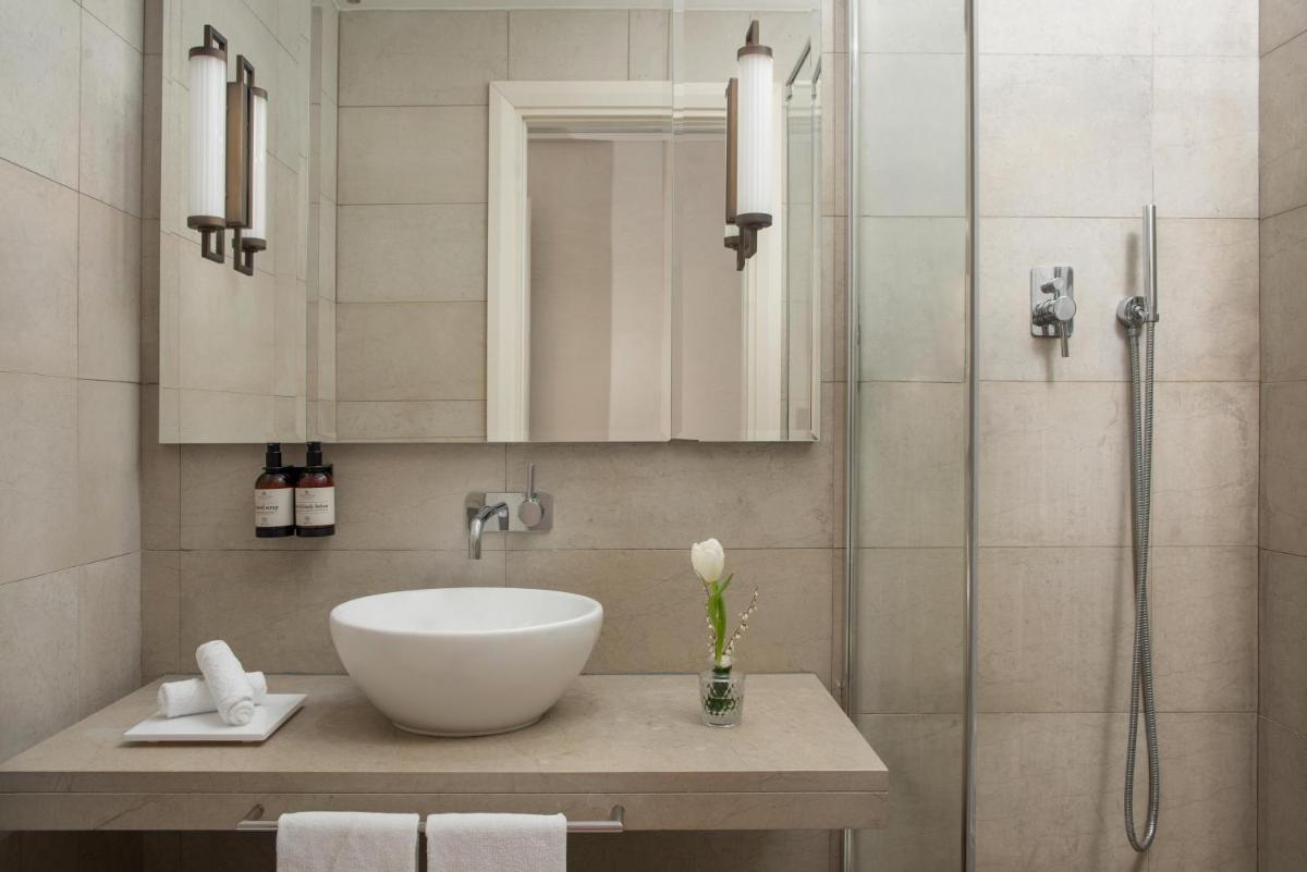 Porta Rossa Hotel Firenze, Colbert Collection