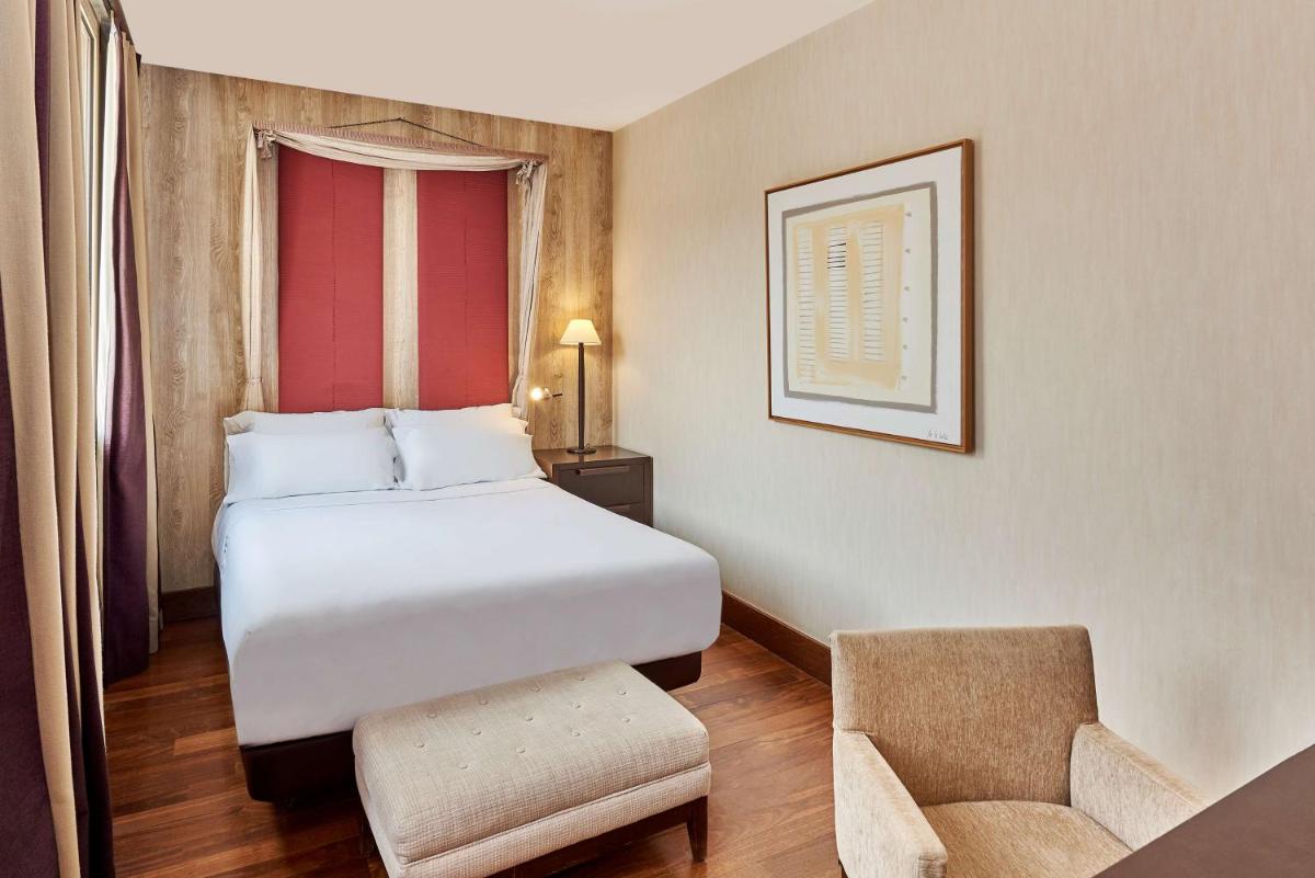 NH Collection Palacio de Burgos