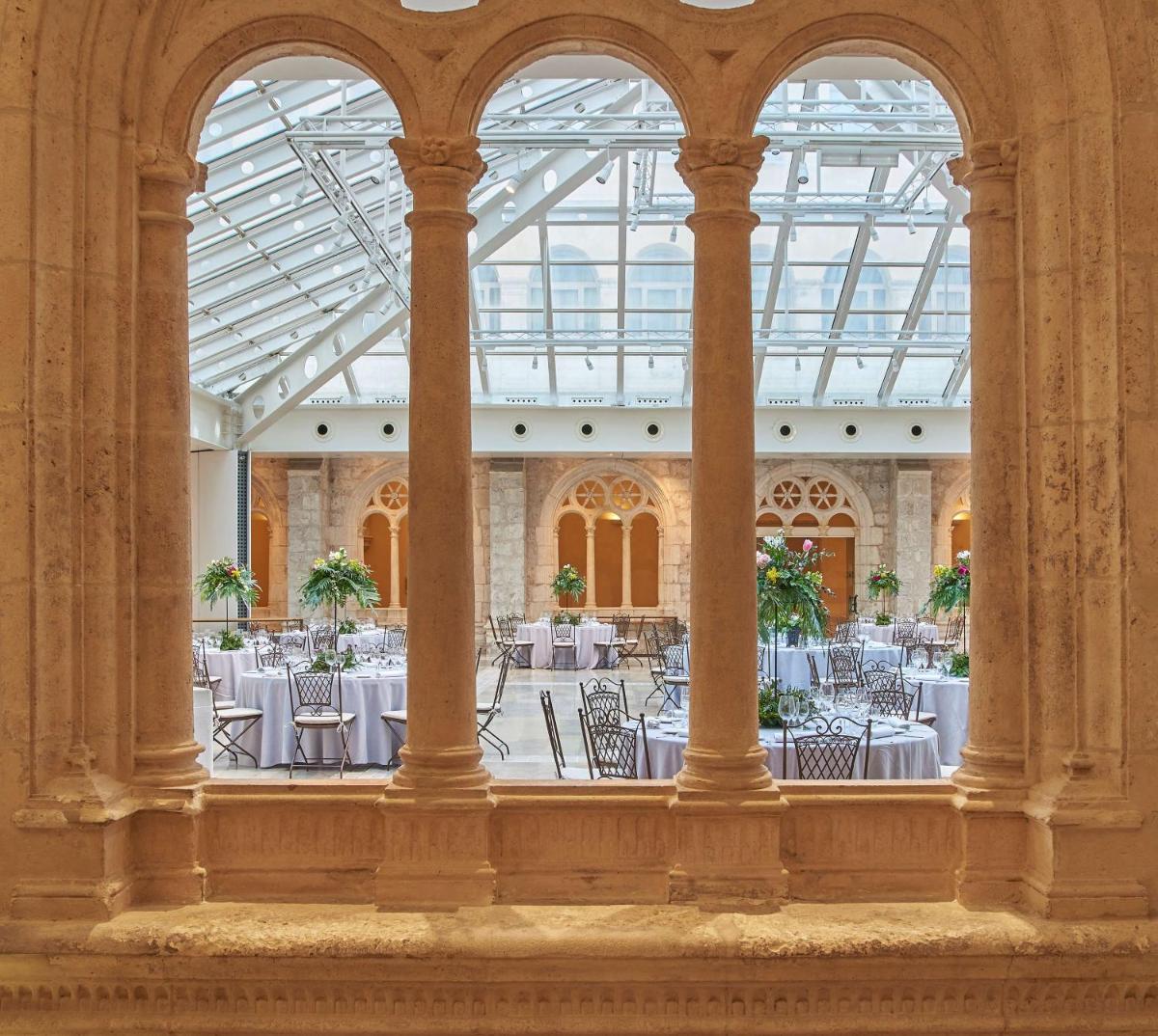 NH Collection Palacio de Burgos