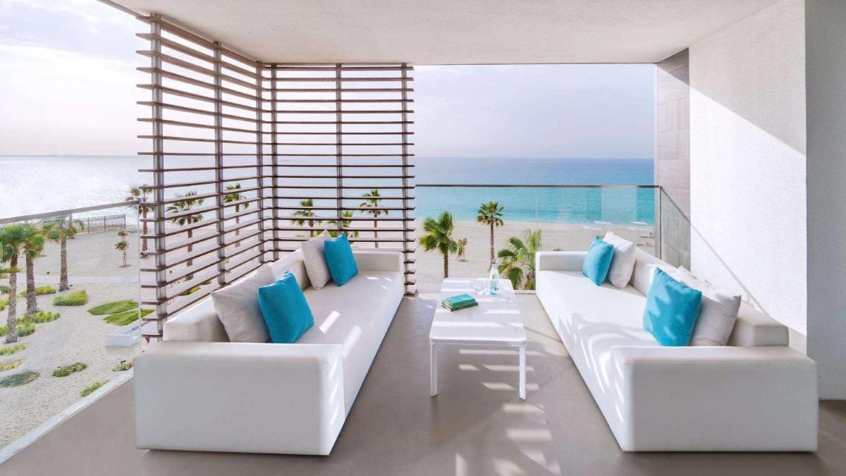 Nikki Beach Resort & Spa Dubai