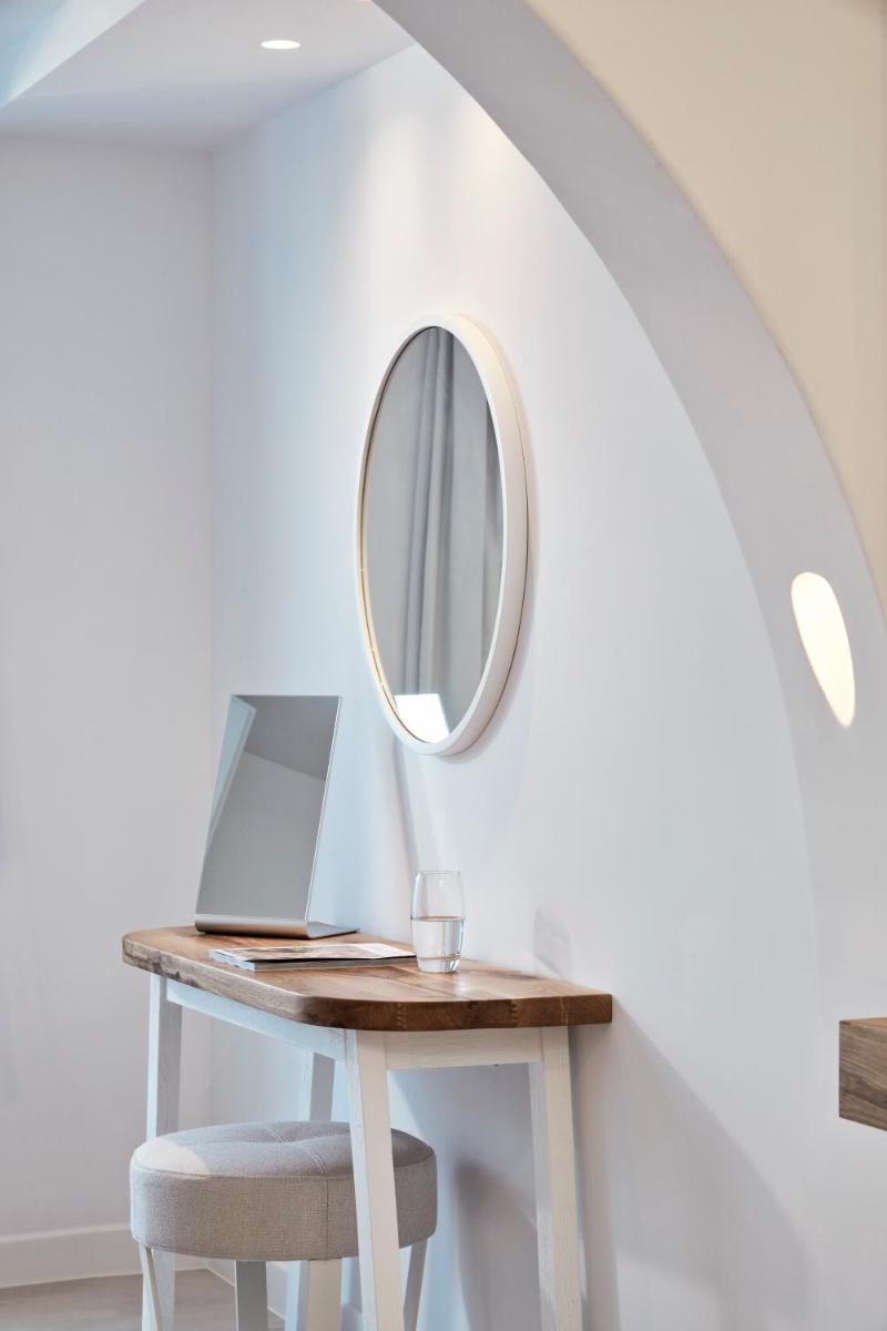 Nikki Beach Resort & Spa Santorini