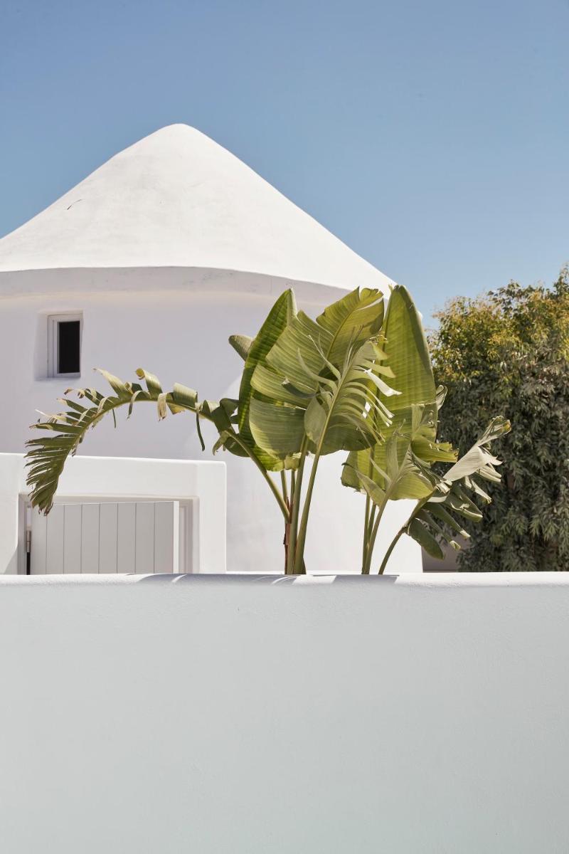 Nikki Beach Resort & Spa Santorini