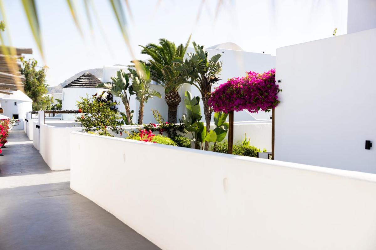 Nikki Beach Resort & Spa Santorini