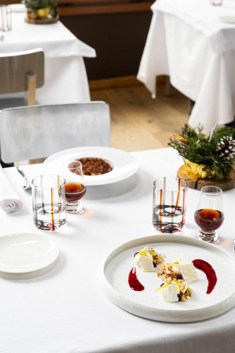 Montana Lodge & Spa, by R Collection Hotels