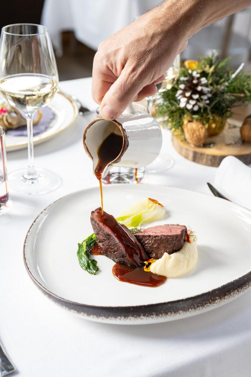 Montana Lodge & Spa, by R Collection Hotels