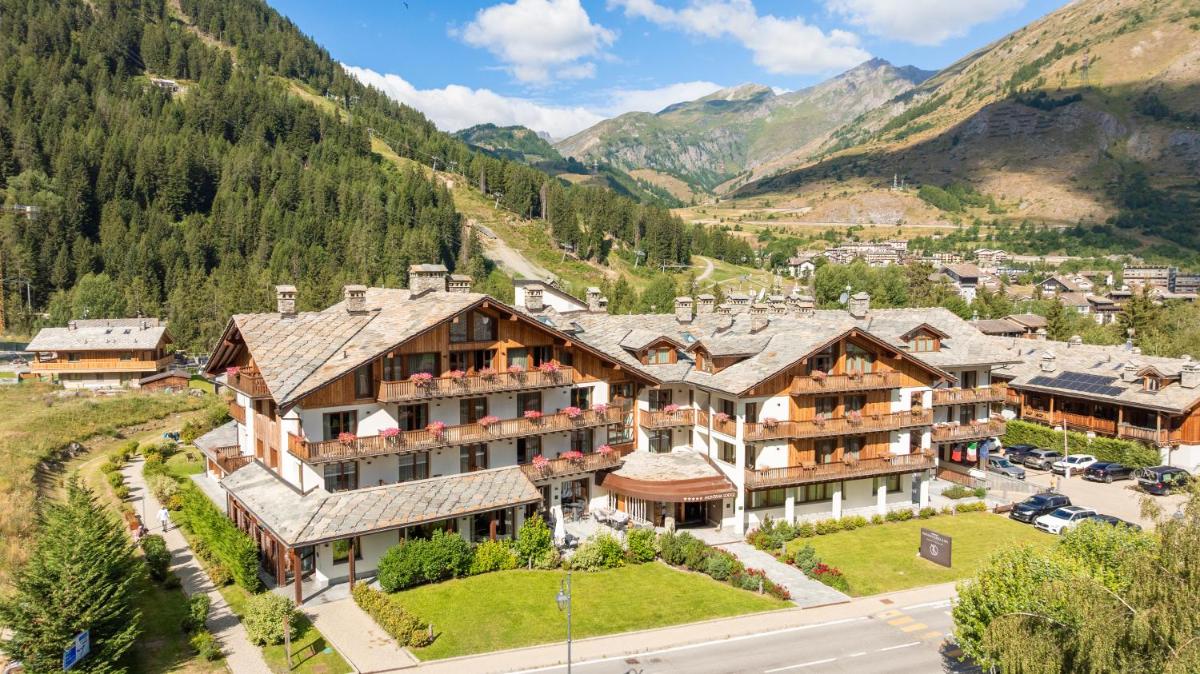 Montana Lodge & Spa, by R Collection Hotels