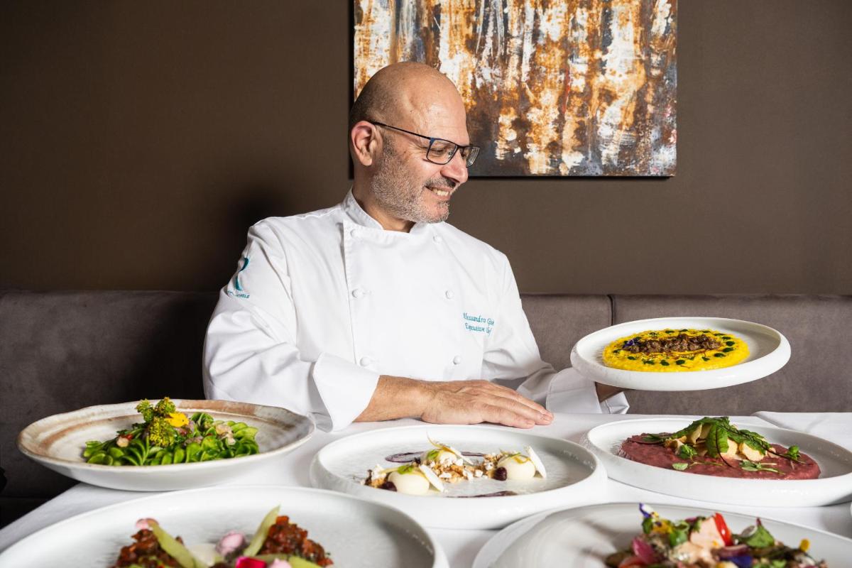 Montana Lodge & Spa, by R Collection Hotels