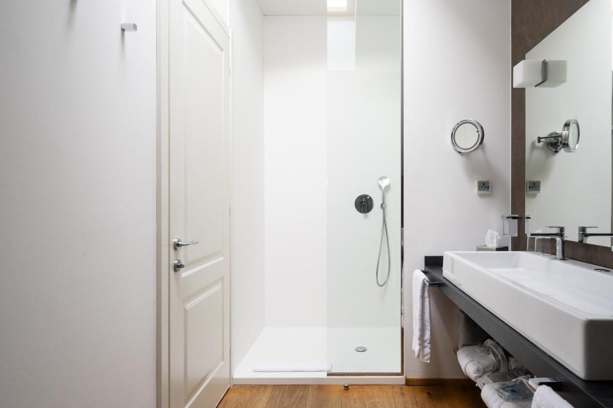 Montana Lodge & Spa, by R Collection Hotels