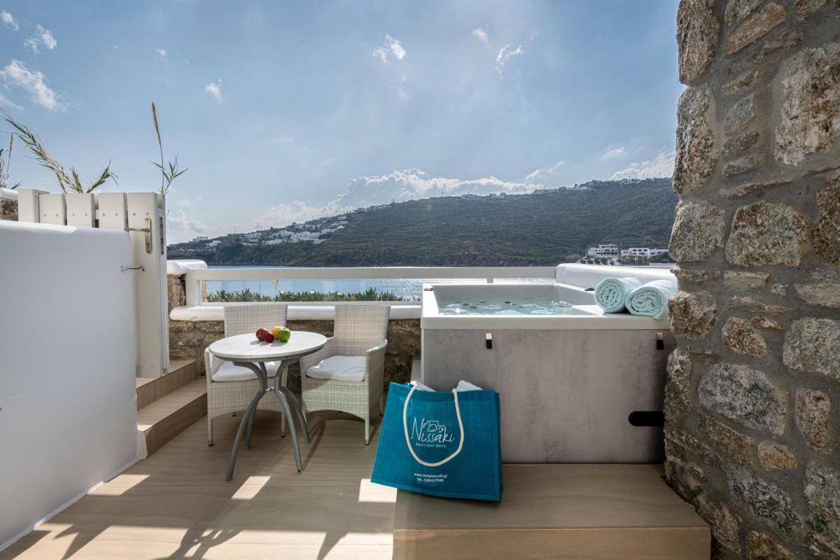 Nissaki Boutique Hotel