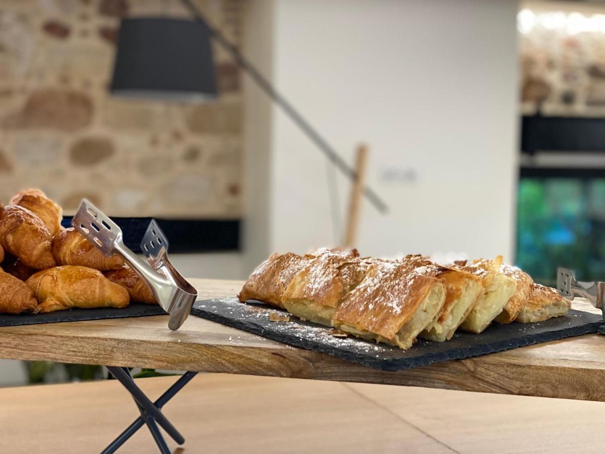 NLH MONASTIRAKI - Neighborhood Lifestyle Hotels