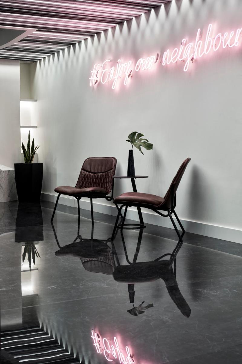 NLH MONASTIRAKI - Neighborhood Lifestyle Hotels