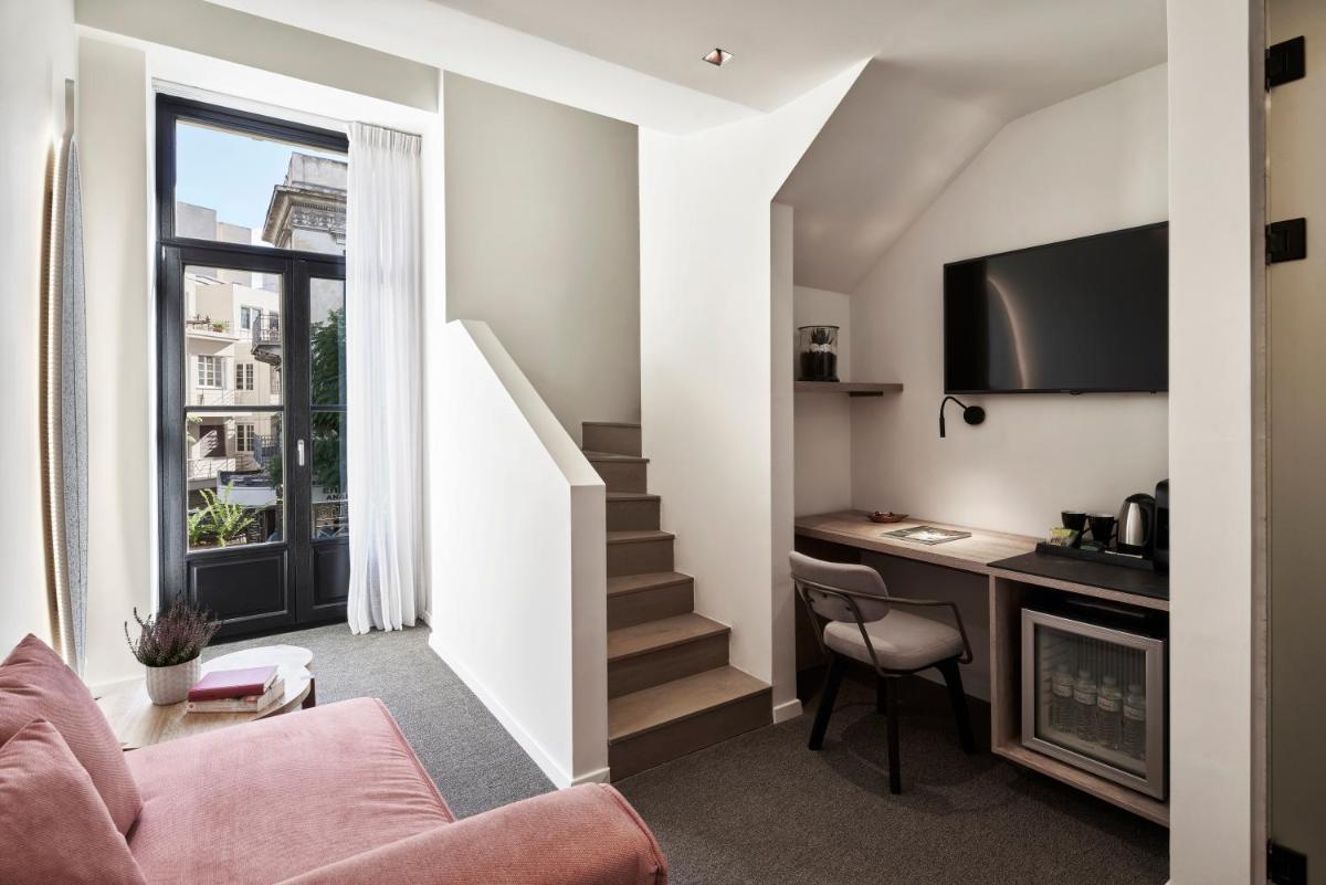 NLH MONASTIRAKI - Neighborhood Lifestyle Hotels