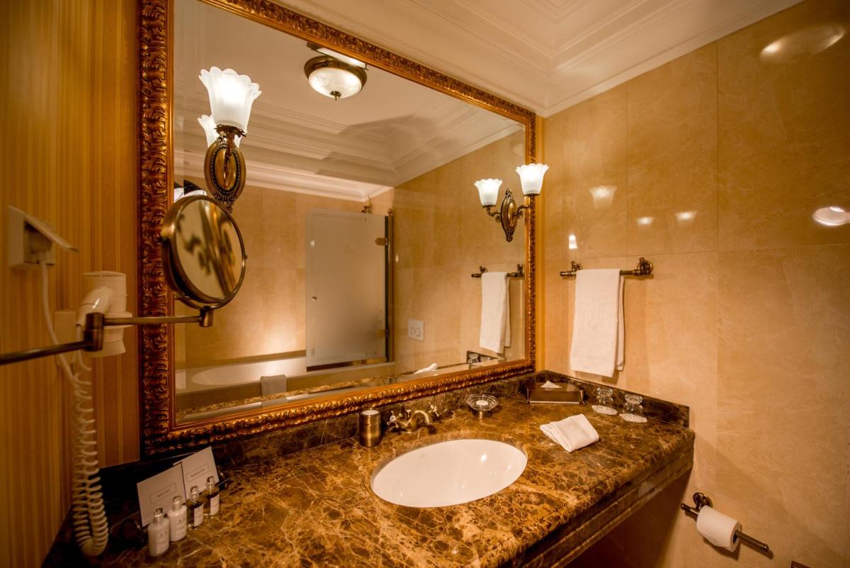 Nobilis Hotel