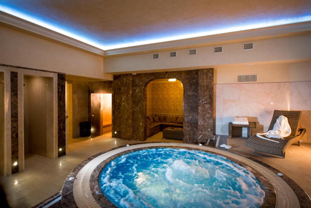 Nobilis Hotel