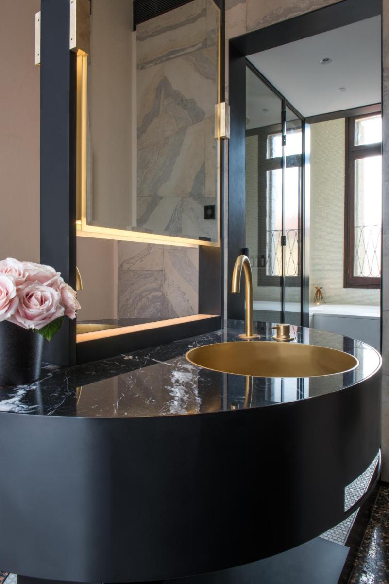 Nolinski Venezia - Evok Collection